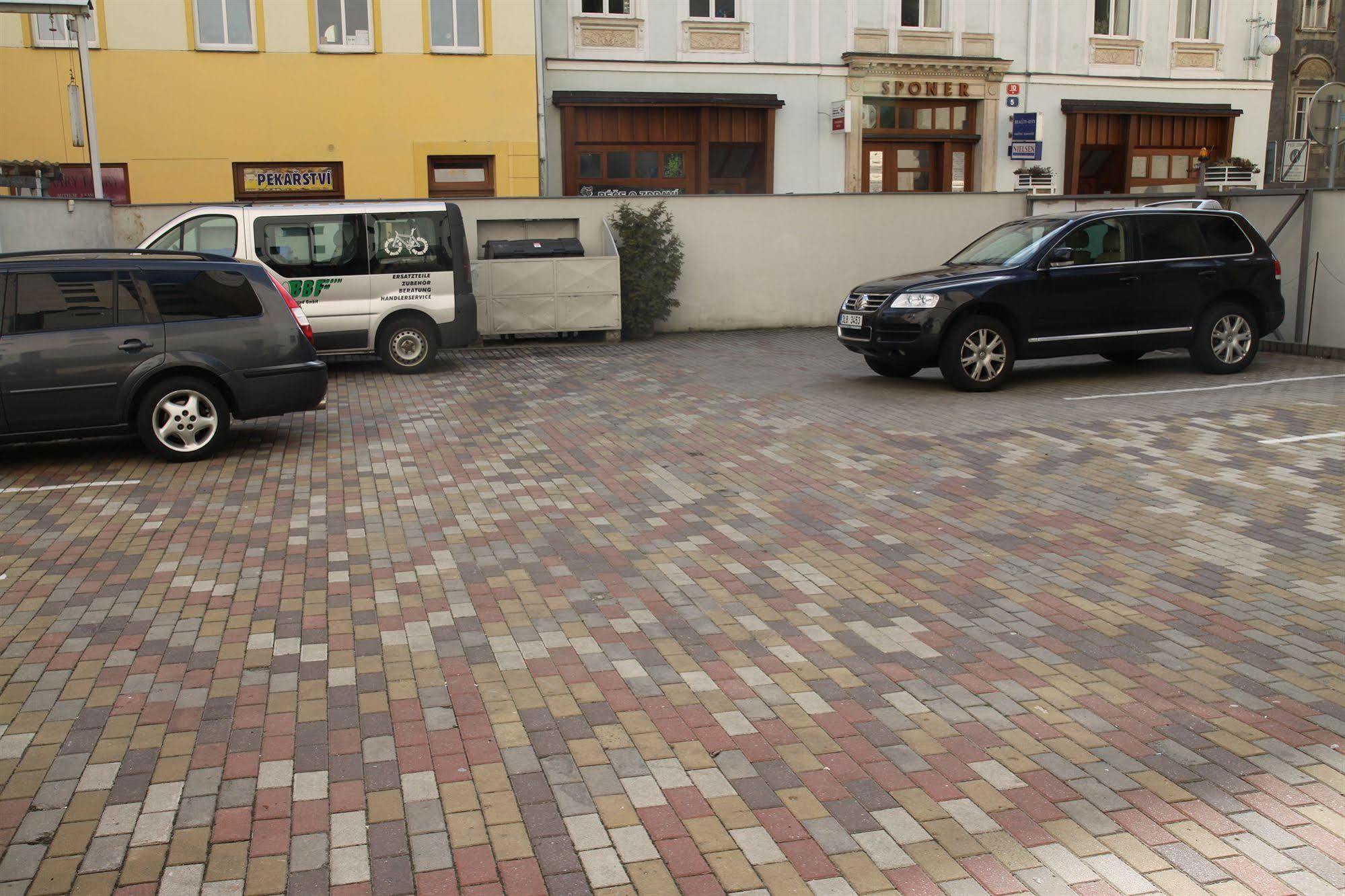 Hotel Praha Liberec Exterior foto